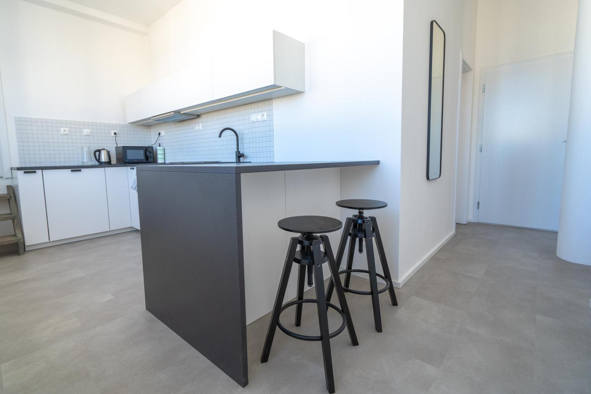 Old Town Apartment Black Bratislava Eksteriør bilde